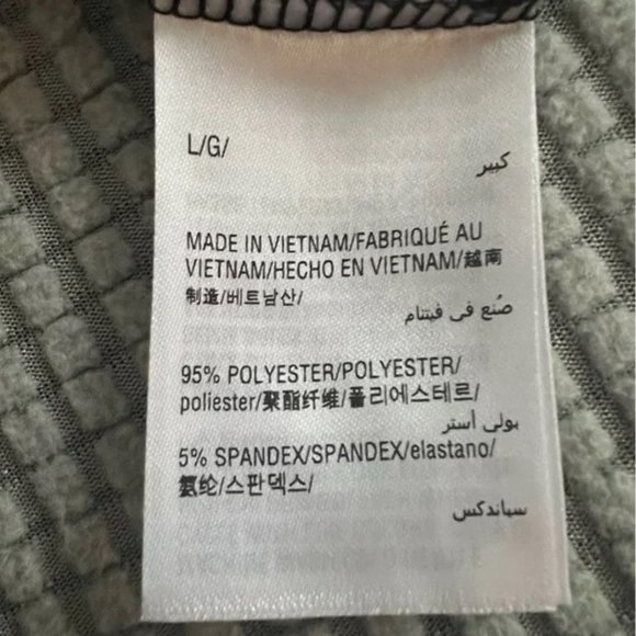 INC International Concepts Cold Shoulder Blouse - NWT - Picture 3 of 4